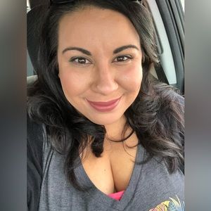 Meet your Posher, Gina